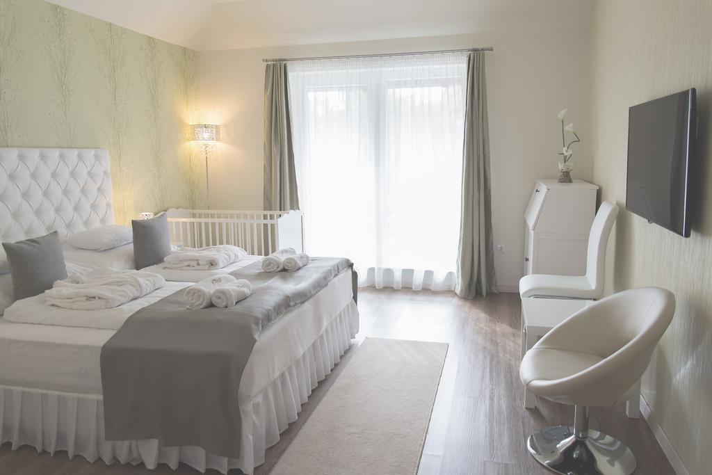 Munkacsy Hotel Bekescsaba Rom bilde